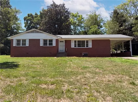 5150 Williamsburg Rd, Winston Salem, NC 27106