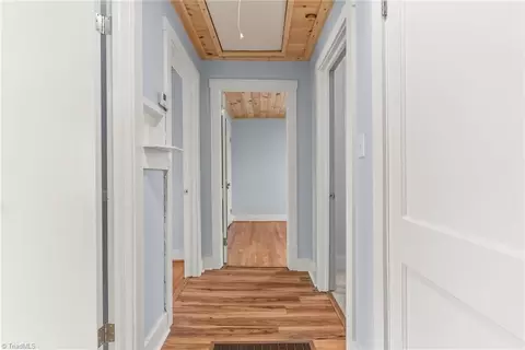 Entry Way - 290 Riverview Dr, Sparta, NC 28675 photo 1 of 1