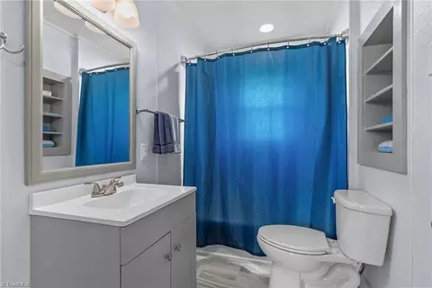 Bath - 290 Riverview Dr, Sparta, NC 28675 photo 1 of 4