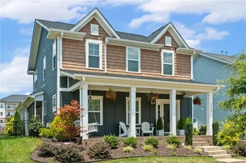 1744 Eastover Dr, Kernersville, NC 27284