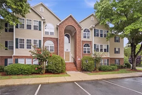 223 Mill Pond Dr, Winston Salem, NC 27106