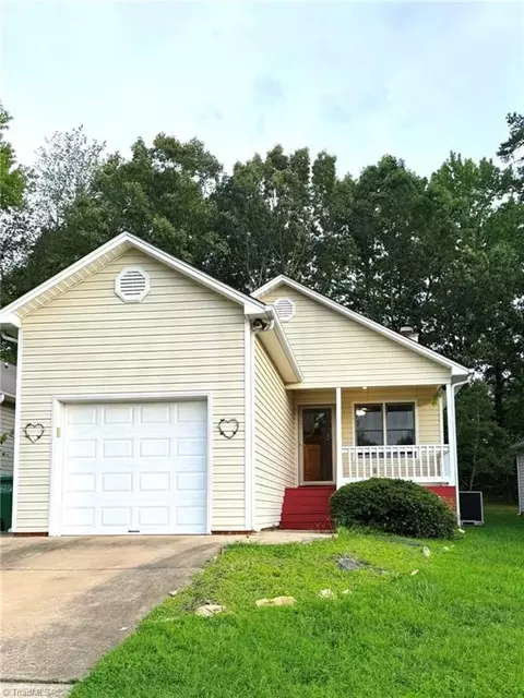 3212 Westbury Dr, Jamestown, NC 27282