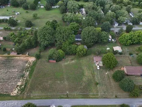 3536 Key St, Hamptonville, NC 27020