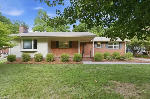 2905 Shamrock Dr, Greensboro, NC 27408