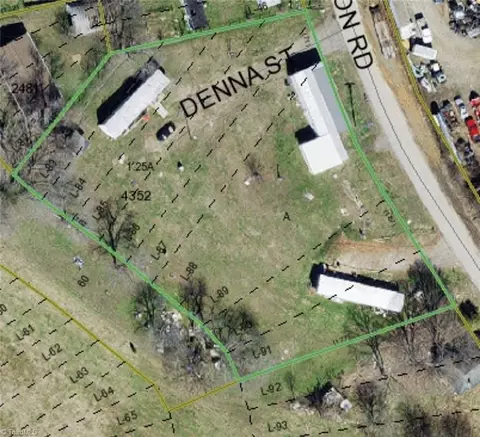 114 Denna St, North Wilkesboro, NC 28659