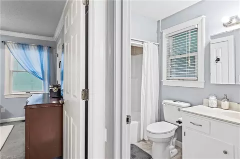 Entry Way - 4721 Whisper Oak Dr, Trinity, NC 27370 photo 3 of 3