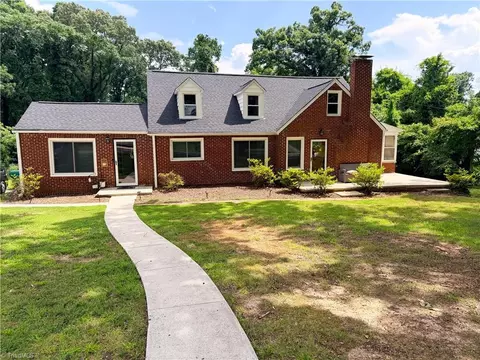 506 Farriss Ave E, High Point, NC 27262