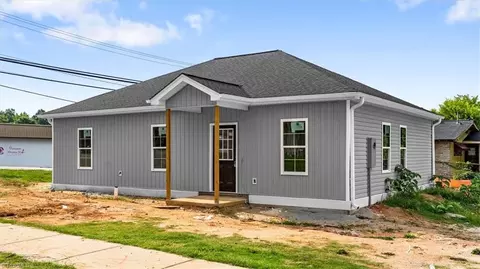 Exterior - 816 Vail Ave, High Point, NC 27260 photo 4 of 4