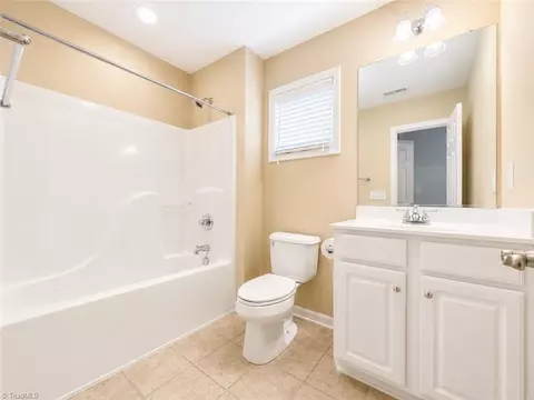 Bath - 5304 Forester Dr, High Point, NC 27265 photo 3 of 3