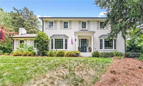 371 Staffordshire Rd, Winston Salem, NC 27104