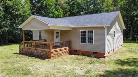 389 Michaels Rd, Mocksville, NC 27028