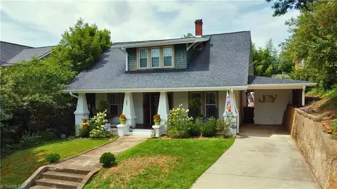 507 9th St, North Wilkesboro, NC 28659