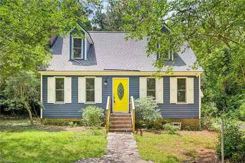 520 Ohio Ave E, Southern Pines, NC 28387