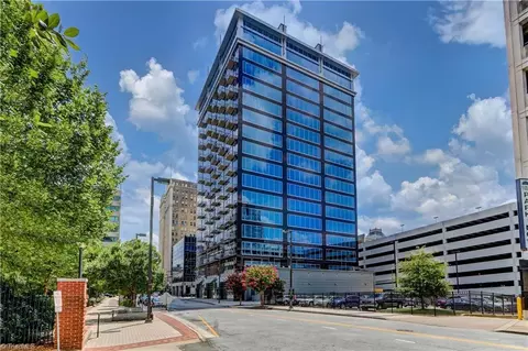 201 Elm St N #507, Greensboro, NC 27401