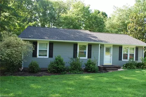 420 Tot St, Mocksville, NC 27028