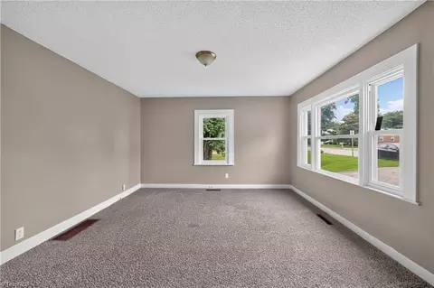Living - 1616 Guyer St, High Point, NC 27265 photo 2 of 3