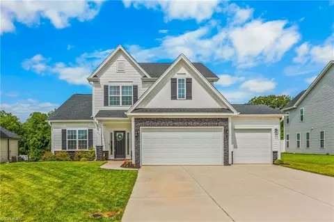 461 Brooke Hill Dr, Lewisville, NC 27023