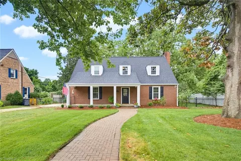 505 Salisbury St, Kernersville, NC 27284