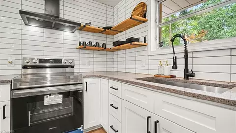 Kitchen - 503 Florham Dr, High Point, NC 27262 photo 3 of 4