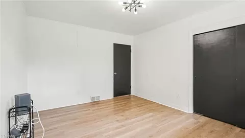 Bedroom - 503 Florham Dr, High Point, NC 27262 photo 5 of 7