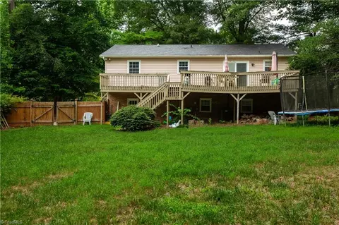 Exterior - 5343 Mapleton St, Clemmons, NC 27012 photo 5 of 7