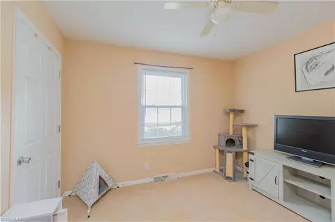 Bedroom - 5343 Mapleton St, Clemmons, NC 27012 photo 3 of 3