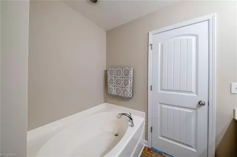 Bath - 9814 Precious Stone Dr, Wake Forest, NC 27587 photo 2 of 3