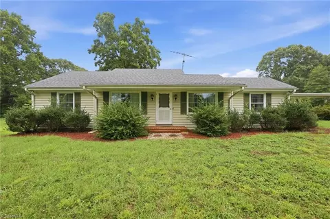 970 Lewisville Vienna Rd, Lewisville, NC 27023
