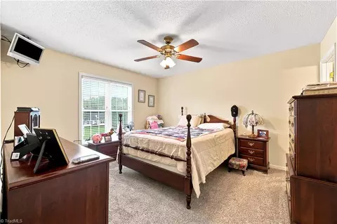 Bedroom - 482 Moser Rd, King, NC 27021 photo 2 of 5