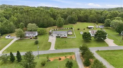 View/Area - 482 Moser Rd, King, NC 27021 photo 5 of 9