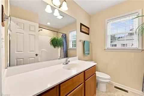 Bath - 482 Moser Rd, King, NC 27021 photo 2 of 3