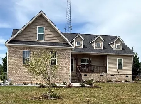 6006 Grass Field Ct, Gibsonville, NC 27249
