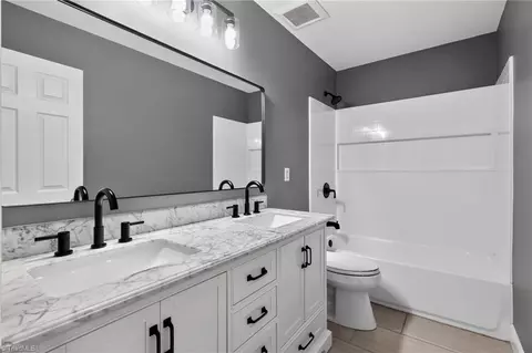 5206 Oakbrook Dr, Durham, NC 27713 photo 14