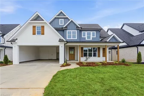 1342 Maple Chase Ln, Winston Salem, NC 27106