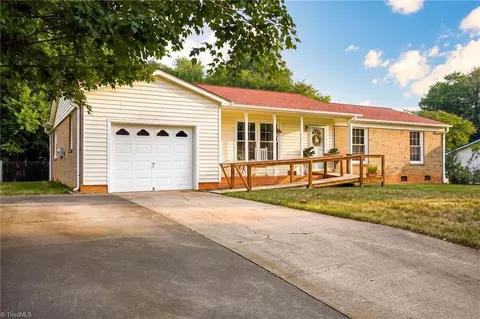 731 Shellhabour Blvd, Rural Hall, NC 27045