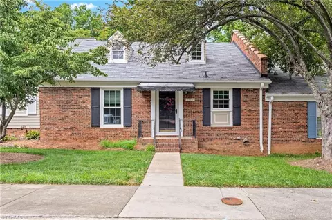 2664 Saint Johns Pl, Winston Salem, NC 27106