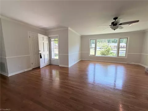 Living - 222 Pleasantview Dr, King, NC 27021 photo 2 of 3