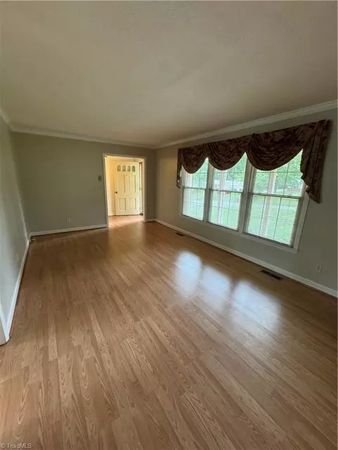 Living - 503 Hampton Dr, King, NC 27021 photo 3 of 3
