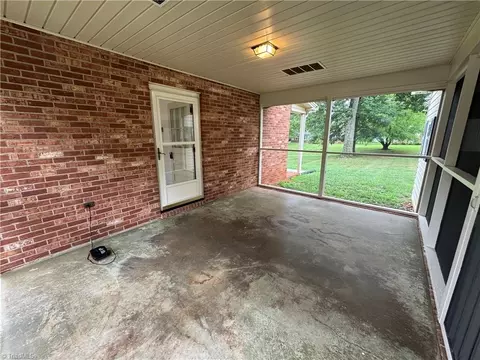 Exterior - 503 Hampton Dr, King, NC 27021 photo 6 of 16