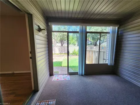 Exterior - 1407 Chestnut Dr #C, High Point, NC 27262 photo 4 of 4