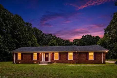 5108 Hicone Rd, Mcleansville, NC 27301