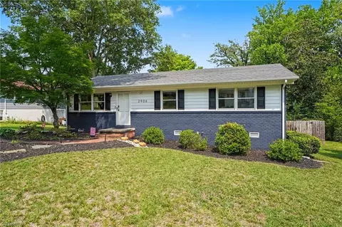 2906 Fairfield Ave, Greensboro, NC 27408