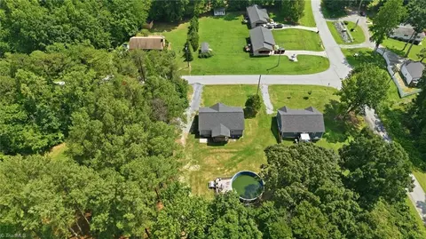View/Area - 5568 Kimberly Ln, Trinity, NC 27370 photo 5 of 6