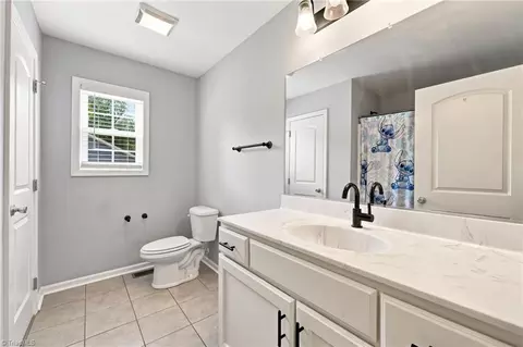 Bath - 5568 Kimberly Ln, Trinity, NC 27370 photo 2 of 2