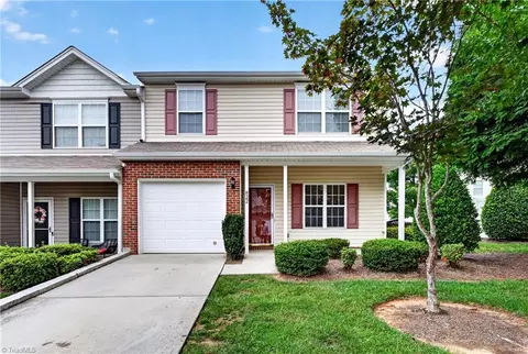 822 Central Park Ave, Greensboro, NC 27407