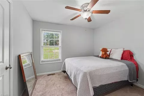 Bedroom - 3756 Hoover Hill Rd, Trinity, NC 27370 photo 4 of 5