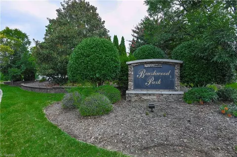 7100 Friendly Ave W #308, Greensboro, NC 27410