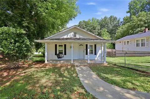 1313 Fairfield Dr, Winston Salem, NC 27127