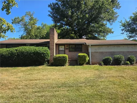 4013 Avera Ave, Winston Salem, NC 27106