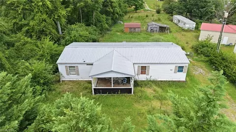 7166 Wright Rd, Thomasville, NC 27360 photo 5